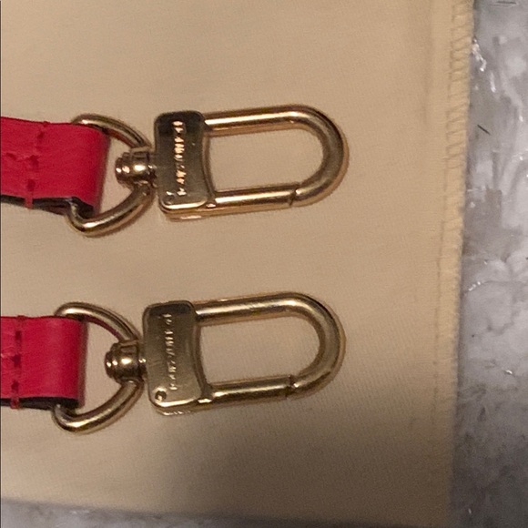 ♥️ AUTHENTIC Louis Vuitton Red Retiro NM ♥️ - Picture 12 of 15